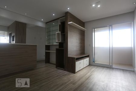 Sala de apartamento para alugar com 3 quartos, 70m² em Jaguaribe, Osasco