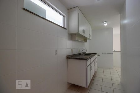 Apartamento para alugar com 300m², 5 quartos e 3 vagas Apartamento para alugar com 300m², 5 quartos e 3 vagasCozinha