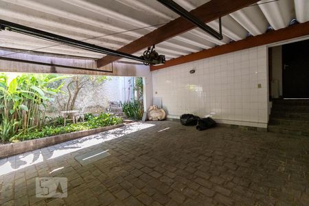 Casa à venda com 350m², 4 quartos e 4 vagasGaragem
