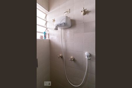 Casa à venda com 350m², 4 quartos e 4 vagasBanheiro da suíte