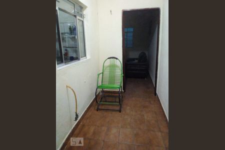 Corredor de casa para alugar com 4 quartos, 110m² em Jardim Liderança, São Paulo