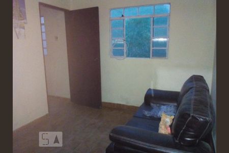 Sala de casa para alugar com 4 quartos, 110m² em Jardim Liderança, São Paulo