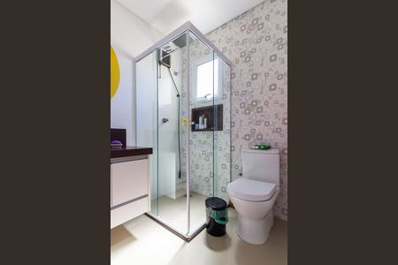 Casa à venda com 250m², 3 quartos e 6 vagasBanheiro da Suíte 2