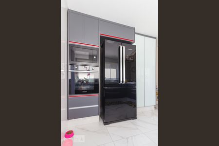 Casa à venda com 250m², 3 quartos e 6 vagasCozinha - Armários