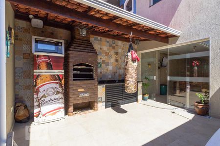 Casa à venda com 250m², 3 quartos e 6 vagasChurrasqueira