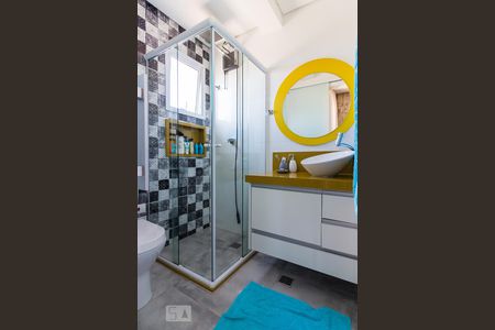 Casa à venda com 250m², 3 quartos e 6 vagasBanheiro da Suíte 3