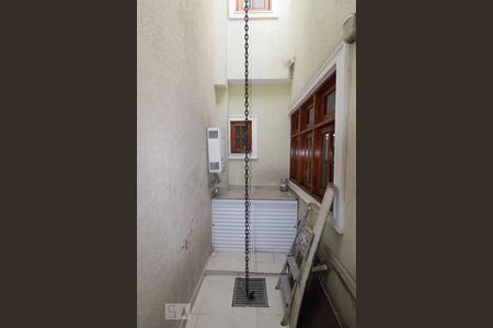 Casa à venda com 210m², 2 quartos e 2 vagasQuintal