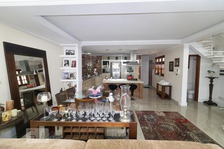 Detalhe Sala de casa à venda com 2 quartos, 210m² em Santana, São Paulo