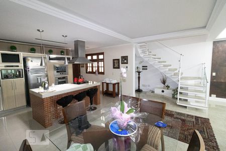 Detalhe Sala de casa à venda com 2 quartos, 210m² em Santana, São Paulo