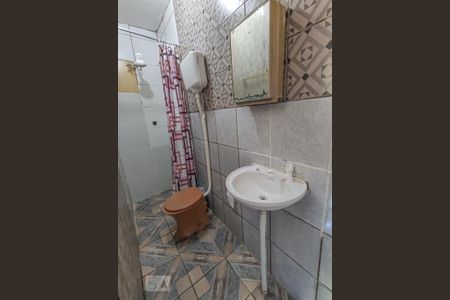 Banheiro de casa para alugar com 2 quartos, 45m² em Morro do Espelho, São Leopoldo