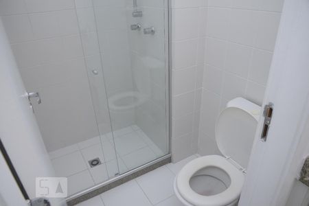 Banheiro Social de apartamento para alugar com 3 quartos, 74m² em Taquara, Rio de Janeiro