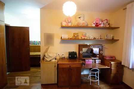 Casa para alugar com 186m², 4 quartos e 4 vagasSuíte 1