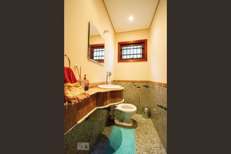 Casa para alugar com 186m², 4 quartos e 4 vagasLavabo