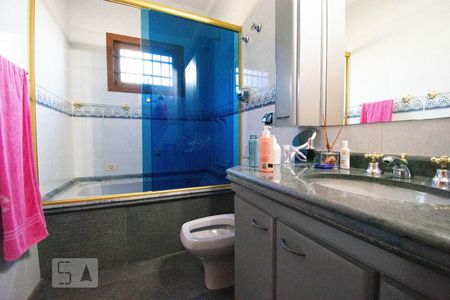 Casa para alugar com 186m², 4 quartos e 4 vagasBanheiro da Suíte 2