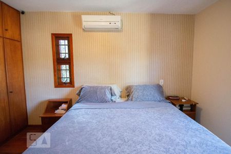 Casa para alugar com 186m², 4 quartos e 4 vagassuíte 2