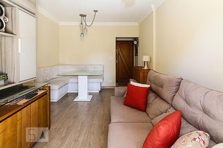 Sala de apartamento à venda com 2 quartos, 56m² em Vila Bertioga, São Paulo