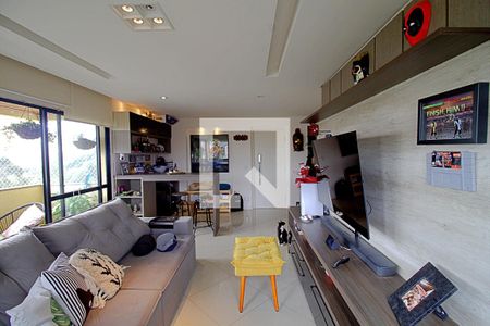 Sala  de apartamento à venda com 3 quartos, 166m² em Paraíso do Morumbi, São Paulo