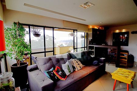 Sala  de apartamento à venda com 3 quartos, 166m² em Paraíso do Morumbi, São Paulo