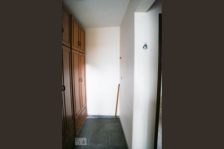 Casa à venda com 166m², 4 quartos e 3 vagas Casa à venda com 166m², 4 quartos e 3 vagasQuarto de Serviço