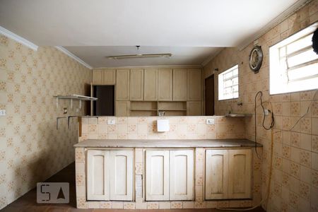 Casa à venda com 166m², 4 quartos e 3 vagas Casa à venda com 166m², 4 quartos e 3 vagasCozinha