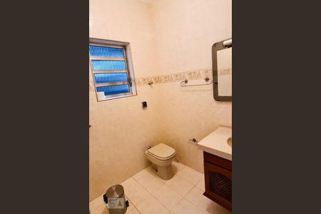 Casa à venda com 190m², 3 quartos e 3 vagasBanheiro 3