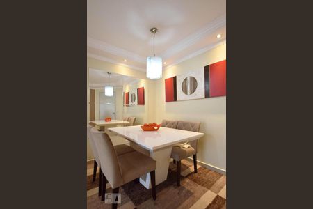 Sala de apartamento à venda com 3 quartos, 73m² em Vila Bertioga, São Paulo