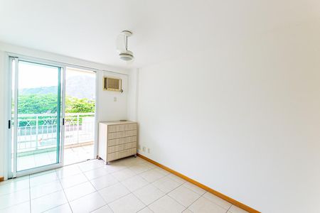 Apartamento à venda com 128m², 2 quartos e 2 vagas Apartamento à venda com 128m², 2 quartos e 2 vagasSuite 2