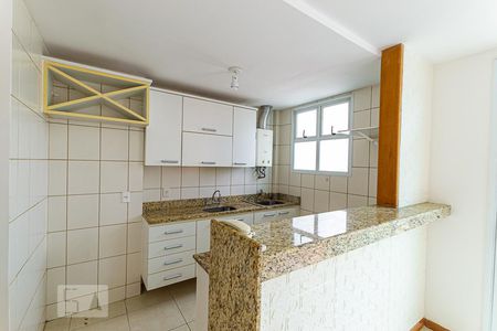 Apartamento à venda com 128m², 2 quartos e 2 vagas Apartamento à venda com 128m², 2 quartos e 2 vagasCozinha