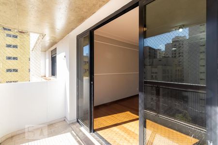 Apartamento à venda com 115m², 3 quartos e 2 vagasVaranda