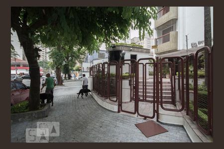 Apartamento à venda com 115m², 3 quartos e 2 vagasFachada