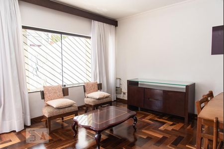 Sala de casa à venda com 3 quartos, 128m² em Bosque da Saúde, São Paulo