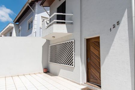 Casa à venda com 128m², 3 quartos e 4 vagasGaragem
