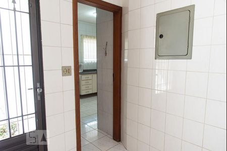 Casa à venda com 128m², 3 quartos e 4 vagasÁrea de serviço