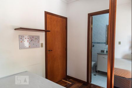 Casa à venda com 128m², 3 quartos e 4 vagasSuíte 2