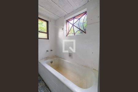 Casa para alugar com 240m², 1 quarto e 2 vagasBanheiro