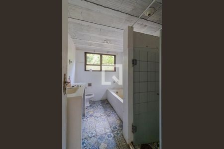 Casa para alugar com 240m², 1 quarto e 2 vagasBanheiro