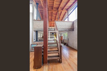 Escada de casa para alugar com 1 quarto, 240m² em Glória, Porto Alegre