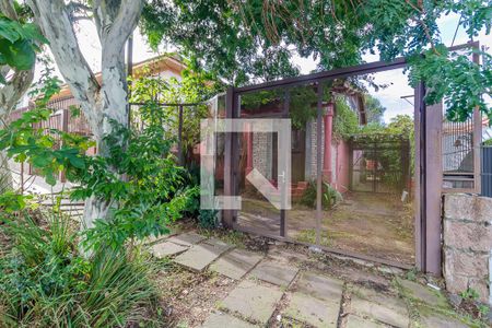 Casa para alugar com 240m², 1 quarto e 2 vagasFachada