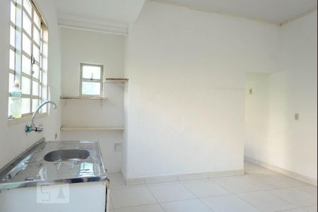 Casa para alugar com 150m², 3 quartos e 1 vaga Casa para alugar com 150m², 3 quartos e 1 vagaCozinha