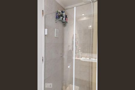 Banheiro Social de apartamento à venda com 3 quartos, 64m² em Vila Sofia, São Paulo
