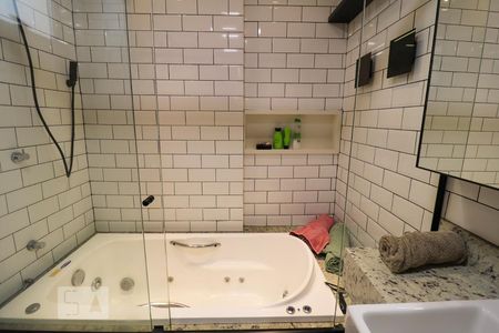 Apartamento para alugar com 75m², 1 quarto e 2 vagas Apartamento para alugar com 75m², 1 quarto e 2 vagasBanheiro