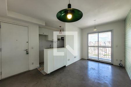 Sala de kitnet/studio para alugar com 2 quartos, 45m² em Liberdade, São Paulo