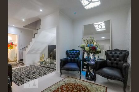 Casa à venda com 4 quartos, 200m² em Cambuci, São Paulo