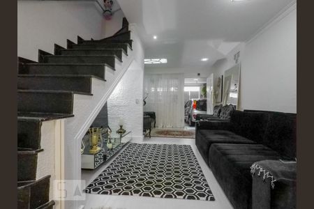 Casa à venda com 4 quartos, 200m² em Cambuci, São Paulo