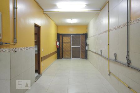 Garagem de casa à venda com 5 quartos, 240m² em Niterói, Canoas