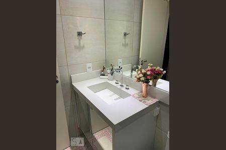 Banheiro de apartamento à venda com 2 quartos, 69m² em Vila Maria Alta, São Paulo