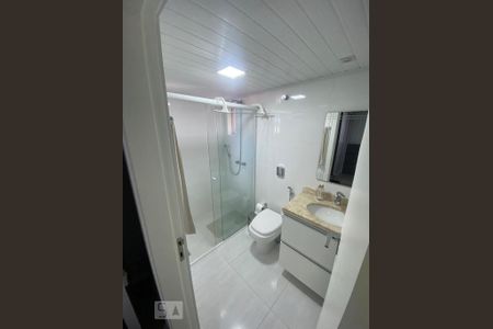 Apartamento à venda com 84m², 3 quartos e 1 vaga Apartamento à venda com 84m², 3 quartos e 1 vagaBanheiro