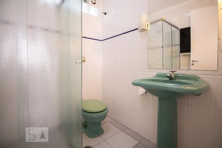 Banheiro de apartamento para alugar com 3 quartos, 128m² em Consolação, São Paulo