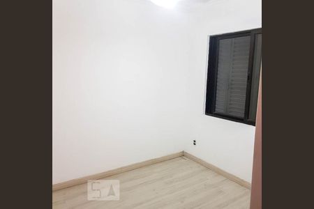 Quarto 1 de apartamento para alugar com 2 quartos, 62m² em Sarandi, Porto Alegre