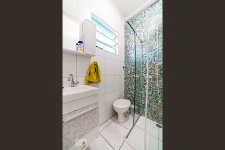Banheiro de casa à venda com 3 quartos, 100m² em Vila Ede, São Paulo